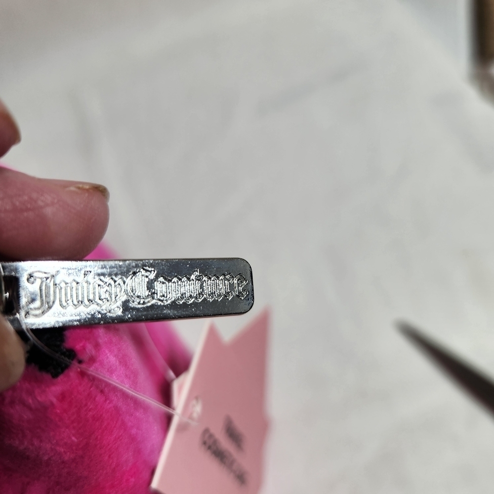 Juicy Couture Pink Embossed Travel Cosmetuc Bag Make Up - Picture 4 of 11